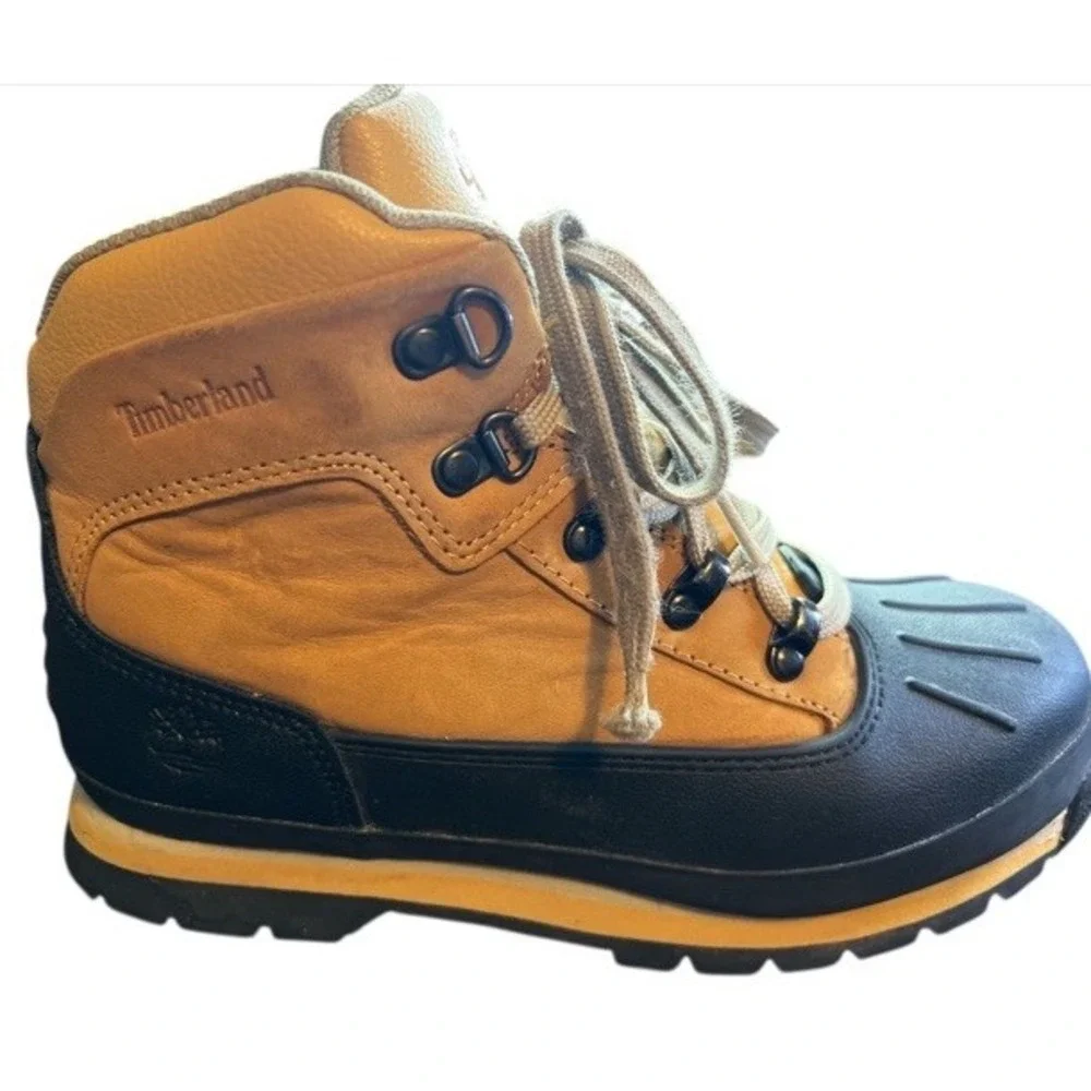 TIMBERLAND  Hiker Boys  Defender Repellent Lace Up Boots‎ Size 5